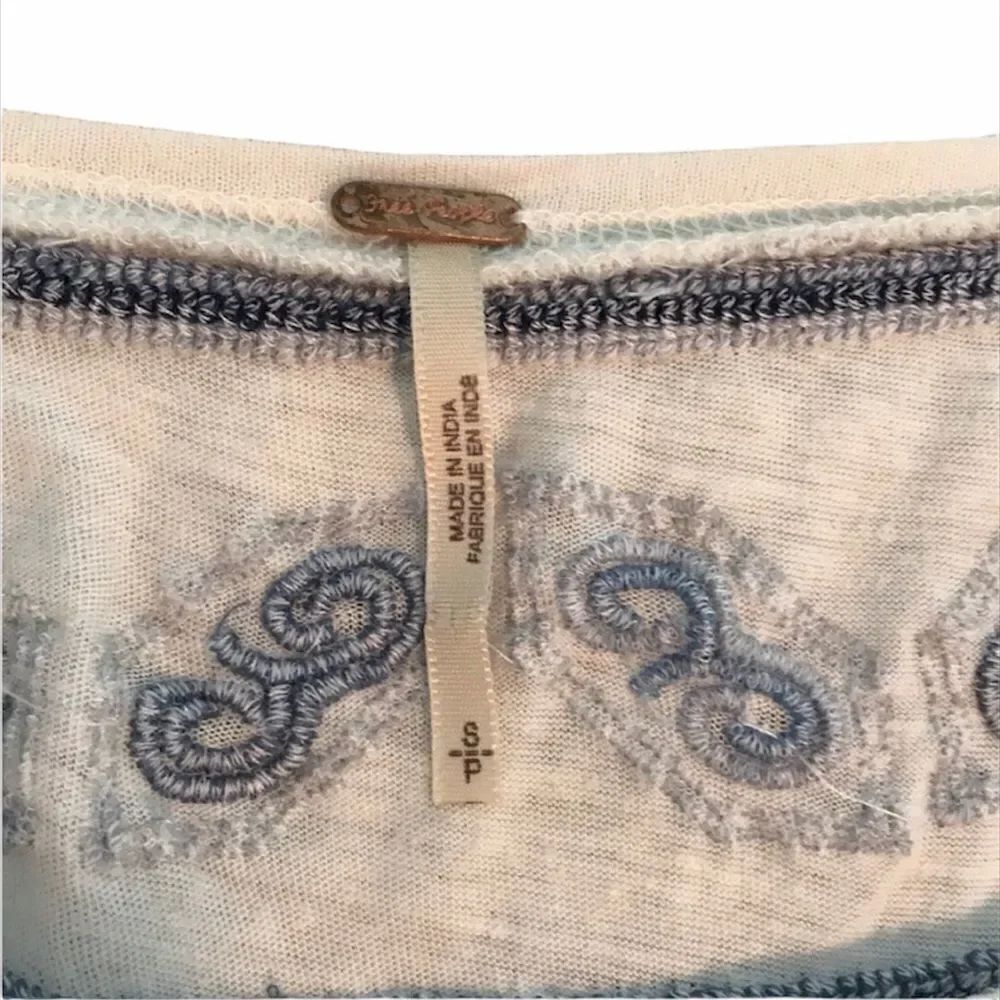✨ Free People
Muse Embroidered Tee✨ - Picture 6 of 7
